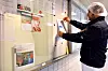 INFORMASJON. Muhammed Akbar har tatt i bruk informasjonstavla for å fortelle medlemmer om NNN-aktiviteter.