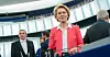 EU-kommisjonens leder, Ursula von der Leyen, avviser påstander om at det er kostnadene ved grønn omstilling av samfunnet som gir de høye energiprisene.