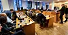 Konsulentene hører på administrerende direktør Erik Sandøys forklaring i Oslo tingrett.