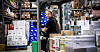 LOGISTIKK: Operatør Dan Endal har som oppgave å stable smart: – Det er som tetris, sier han.
