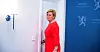 Finansminister Siv Jensen møter seg selv i døra. Nå må hun finne Frp-veien til fortsatt regjeringsdeltakelse.
