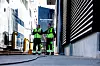 NY TID: Et ladetårn på kaia sørger for strøm til den nyeste båten i Bastø Fosens flåte, «Bastø Electric».
