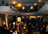 Cafeteateret i Oslo var fyllt til bristepunktet, men første nestleder i NTF, Lars M. Johnsen savnet likevel tre personer, nemlig ledelsen i Oslo Havn. - De turte vel ikke å komme, sa han.