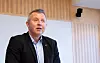 IE-leder Frode Alfheim vil møte næringsminister Iselin Nybø (V) for å stoppe Hydro-salg.