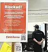 Elektrikernes bod og Teslas står ved siden av