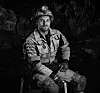Navn: Daniel Stamnli  Alder: 34 år Vokst opp: Frosta, Trøndelag  Arbeidsoppgaver i gruva: Gruvearbeider Hvorfor jeg kom til gruvene: Begynte som lærling i store norske i 2008 da interessen var bergverk. Det er det beste valget jeg har gjort. Det å ha mulighet til å jobbe med alle de fantastiske menneskene i kullgruvene og det fantastiske industri eventyret Store Norske har gitt oss. Hva jeg skal gjøre nå: Håper å fortsette i Store Norske etter dørene er stengt og oppryddingen er ferdig i Gruve 7.