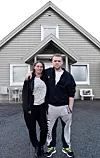 FAMILIELIV: Glenn Duthie og samboer Janne Størkersen vil helst brødfø seg selv. De måtte raskt avlyse planene om å bygge nytt hus. Det er umulig å legge seg opp penger, selv til ny vaskemaskin etter at de begge mistet jobben.