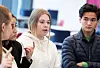VIL VITE MER: Tuva Korslund Nilsen og Fredrik Husemoen vil begge lære mer om arbeidsliv. I dag kan de litt fra media og litt hjemmefra.