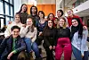 ENGASJEMENT RUNDT ARBEIDSLIV PÅ LÆREPLANEN: Bakerst fra venstre, Justina Jukeniviute, Bilal Sheikh, Katerine Antonia Bunster, Ilma Rogonja, Sana Sediq, Johanna Marie Arayan Ballano og Othilie Raaen Oegema. Neste rekke, Tuva Korslund Nilsen, Tuva Rødset, Donja Jakob, Angelica Cyliva og Russul Nazar. Fredrik Husemoen helt fremst.