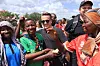 Ole Henrik Kråkenes i FO tas imot som en helt i Magu-landsbyen i Tanzania.