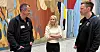 Tommy Kristoffersen og Eivind Nøttveit er med i Brannmenn Mot Kreft. Her er de to sammen med SV-leder Kirsti Bergstø.