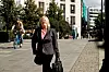 FO-leder Mimmi Kvisvik på vei til KS for å overlevere kravene i årets lønnsoppgjør for kommunesektoren.