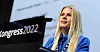 Jeanette Lea Romslo fra Fagforbundet Ung (24) er en av ti delegater under 30 år på LO Kongressen. Hun mener organisasjonen må tørre å gi de unge mer plass.
