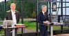 Statsminister Jonas Gahr Støre (Ap) og finansminister Trygve Slagsvold Vedum (Sp) under onsdagens pressekonferanse på Blaafarveværket.