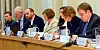En del av arbeids- og sosialkomiteen under høringen.  Fra venstre Solfrid Lerbrekk (SV), Per Olaf Lundteigen (Sp), Arild Grande (Ap), Lise Christofferesen (Ap), Hadia Tajik (Ap), komitéskretær Berit Skovly og komiéleder Arlend Wiborg (Frp).