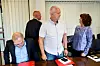 MEKLER: Mekler Richard Saue hilser på EL & IT Forbundets delegasjon, med blant andre Jan Olav Andersen (t.v.), Torbjørn Sundal og Reidunn Wahl.
