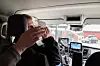 Stedstillitsvalgt i Telenor og drosjesjåfør på deltid er Frank Jenssen. Drosjesjåfør på heltid er det ikke nok trafikk for i lille Rørvik, det er to drosjer i byen og de har mest trafikk når det letter og lander fly.