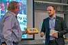Samferdselsminister Jon Georg Dale fikk overlevert en modell av et godstoglokomotiv av forbundsleder Rolf Ringdal i Norsk Lokomotivmannsforbund, under gårsdagens møte. Også de store godstogene har det blitt færre av. Det fraktes nå mindre gods på jernbane enn for ti år siden, ifølge Lokmannsforbundet.