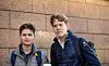 Kompisene Martin Martinsen (17) og Sondre Mathisen (snart 18) fra Skiptvet har hatt et bra år og tror de får det bra økonomisk neste år også.