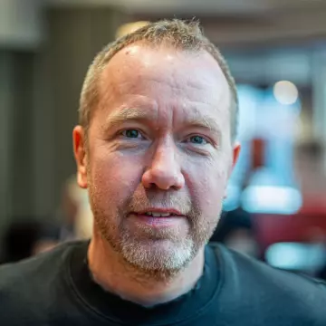 Historiker, forfatter og fagleder i LO