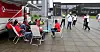 Streikende lærere i Utdanningsforbundet i hvite streikeskjorter fikk i dag selskap av streikende SL-lærere i røde streikeskjorter på Verdal videregående skole.
