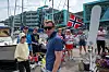Mange kom for å ta avskjed med Eirik Viken lørdag 14. juni. Blant dem foreldrene Sissel og Steinar Viken (til venstre)