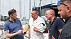 GODE KOLLEGER: Kenneth Kobbeltvedt (fra høyre), Stian Hisdal  og Jørgen Skaflestad Høvik jobber sammen med Eirik Viken, og går ombord i Malaga i Spania 26. august for å være med på en liten etappe.