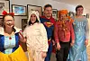 Supermanndansen vekket deltakerne etter lunsj. Fra høyre Daniel Espeseth, Aleksander Heitmann og Henrik Henrik Høiby fra GREP, innleder Kirsten Braatveit og konferansier Camilla Melvoll Berntsen.