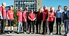 Poltisk samhold utenfor Ringnes-bryggeriet på Gjelleråsen torsdag. Fra venstre Per Olaf Lundteigen (Sp), Erik Torkelsen (klubbleder Ringnes), Balder Alvær Olafsen (SV Akershus), Marian Hussein (SV), Anita Andersen (tillitsvalgt Ringnes), Stein Stugu (Rødt), Geir Jørgensen (Rødt), Mari Skogli (Lillestrøm SV), Tor Inge Eidesen (Sp) og Sigbjørn Gjelsvik (SV).