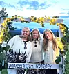 Med døtrene på Gålå, der Kjersti bor. Dagen før bryllupet med Tom Tvedt.