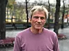 Einar Salvesen hevder at barn blir plassert på feil grunnlag.  - Vi må interessere oss for den mørke fliken som vi vet er der, sier sakkyndig psykolog Einar Salvesen.