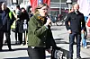 STØTTE: Partileder i Rødt, Marie Sneven Martinussen, kom for å vise støtte på fanemarkeringen i formiddag.