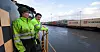 VENTER PÅ HANDLING: Frøydis Myhren (t.v.) og Jan Fossum har lagt bak seg noen tøffe måneder som tillitsvalgte for NJF-medlemmene i CargoNet i Trondheim. Men krisen for godsbransjen på jernbane er ikke over. Fortsatt har de ikke sett noen tiltak fra regjeringen.