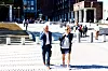 SUSER AVGÅRDE: Jan Tore Sanner og rådgiver Rikke Høistad Sjøberg på vei fra debatt hos Oslo Rådhus og mot neste sted på programmet.
