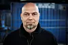 LOGISTIKKOPERATØR: Ole Jansen sier det er det gode arbeidsmiljøet som er det beste med jobben.