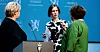VI GA SÅÅÅ LITE: Ja, her spekulerer fotografen i bildeteksten. Men kanskje var det nettopp det næringsminister Iselin Nybø sa til landbruksminister Olaug Bollestad etter dagens pressekonferansen om avtalen med Storbritannia.