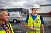 STEMMER JA: Tømrer Erling Pedersen er fornøyd med det meste. Han mener det burde være en selvfølge at alle får forskuttert sykepenger fra arbeidsgiveren, slik som de har hatt i mange år.