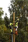 LUFTIG: Høydeskrekk bør man ikke ha som energimontør.