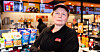 På Circle K i Hønefoss har sikkerhetsrutinene blitt skjerpet og dialogen med arbeidsgiver bedre. Men fortsatt jobber Nina Auke alene om natta.