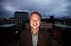 Arbeiderpartiets sekretær Raymond Johansen kan smile fra øre til øre. Han tolker regjeringspartienes popularitetsfall som et tegn på at velgerne ikke liker gammeldags høyrepolitikk.