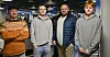 Fra venstre Jarle Hestbråten, Sean-André Jensen (16), Egil Jensen og Niko Hestbråten (16) har reist fra Eidsvoll og besøker åpen dag på Bleiker videregående skole i Asker. Sean-André og Niko er basketspillere og vil vite mer om basket-tilbudet på idrettslinja som de har tenkt å søke på.
