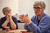 NØDVENDIG: – Jeg hadde ikke klart dette uten henne, sier Kirsti Bergquist om Fagforbundets Anita Vestad (t.h.), og hjelpen hun har gitt i saken.