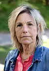 Irene Sande har fire års høyere utdanning og er ansatt som rådgiver.
