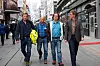 STØTTE: Tre av de seks lærerne ved Bærum kulturskole møttes i Oslo igår til peptalk med sentrale MFO. Fra venstre Petter Dillevig, Asle Gullien, Bjørn Husom og MFO-leder Hans Ole Rian.