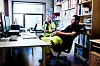 TØFFE DAGER: Verneombud Kåre Johansen (bakerst) i kontrollrommet på Kleppe Vannrenseanlegg på Askøy. Foran sitter driftsopertør og konstituert  arbeidsleder Espen Holmedal.