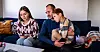 Intervjuet med Fontene foregår med tolk over mobilen på bordet. Natalia orker ikke å fortelle hvordan det var i dagene før de flyktet, og Oleksandr sier han synes det er vanskelig å snakke om det når hun blir så trist.