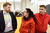 PÅ BESØK: Statssekretær i Kunnskapsdepartementet, Atle Simonsen (FrP), slår av en prat med Fagforbundet.
