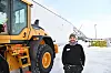 HJEM TIL MOR: Lagerarbeider Jørn Kristiansen kjører til jobb via Pollfjell-tunellen. Når den stenger pleier han å sove over hos ho mor, som bor på Furuflaten.