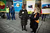 LYTTET: Styreleder i Bane NOR, Siri Hatlen (til venstre) ville ikke si noe mer enn at hun hadde lest brevet fra NJF da hun møtte Janina Hortman og de andre fagforeningsrepresentantene.