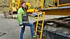 INTERNASJONAL ETTERSPØRSEL: Til nå har Olav levert stiger rundt om i verden, til og med i Australia er det gravemaskinstiger produsert i Sogn.